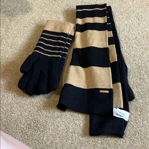 Scarf + gloves - Calvin Klein